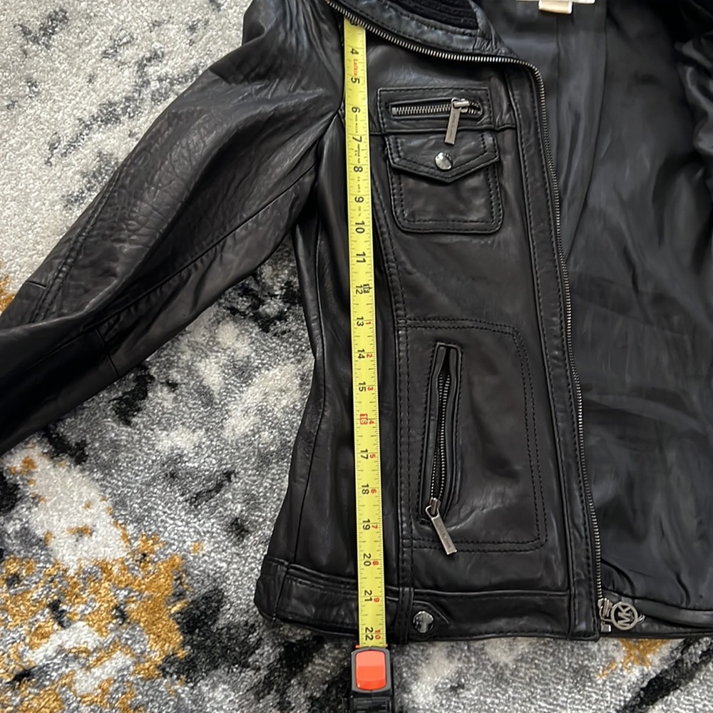 Michael Kors leather jacket - Picture 6 of 10